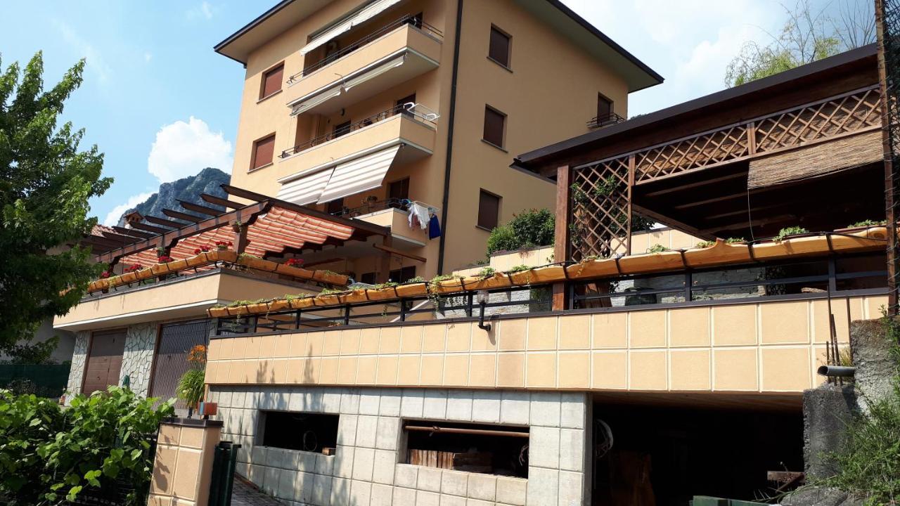 La Terrazza Casa Vacanza Apartment Carenno ภายนอก รูปภาพ